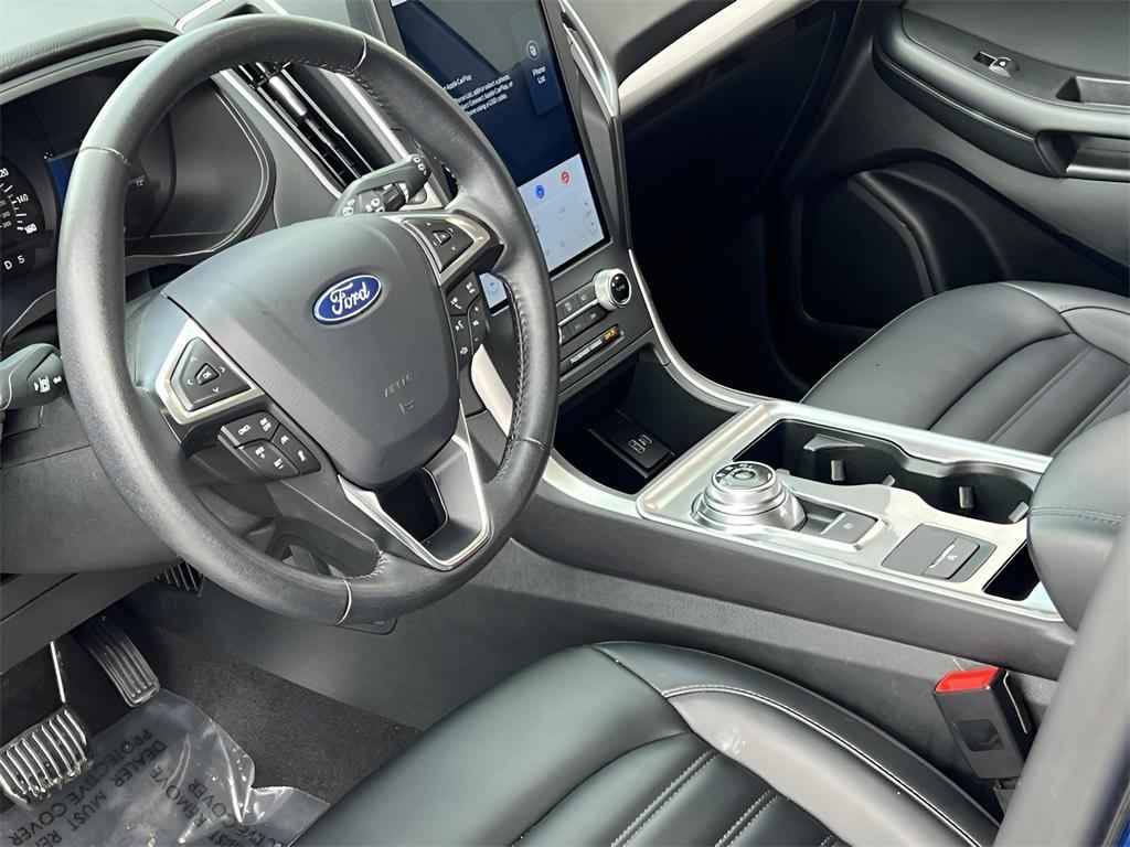 used 2024 Ford Edge car, priced at $22,994