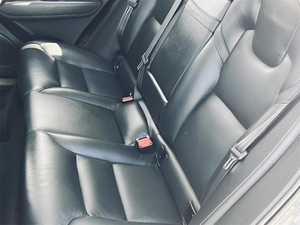 used 2019 Volvo XC60 car, priced at $23,099