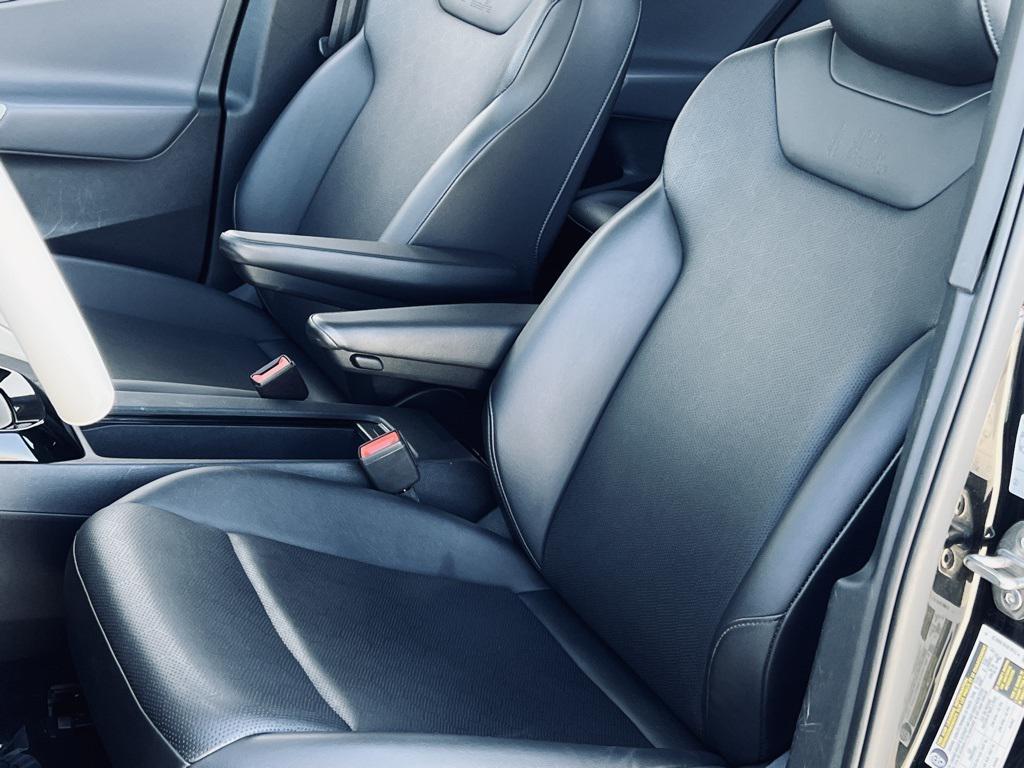 used 2021 Volkswagen ID.4 car, priced at $20,498