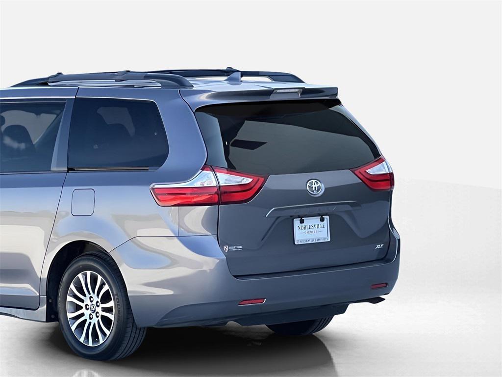 used 2019 Toyota Sienna car, priced at $26,487