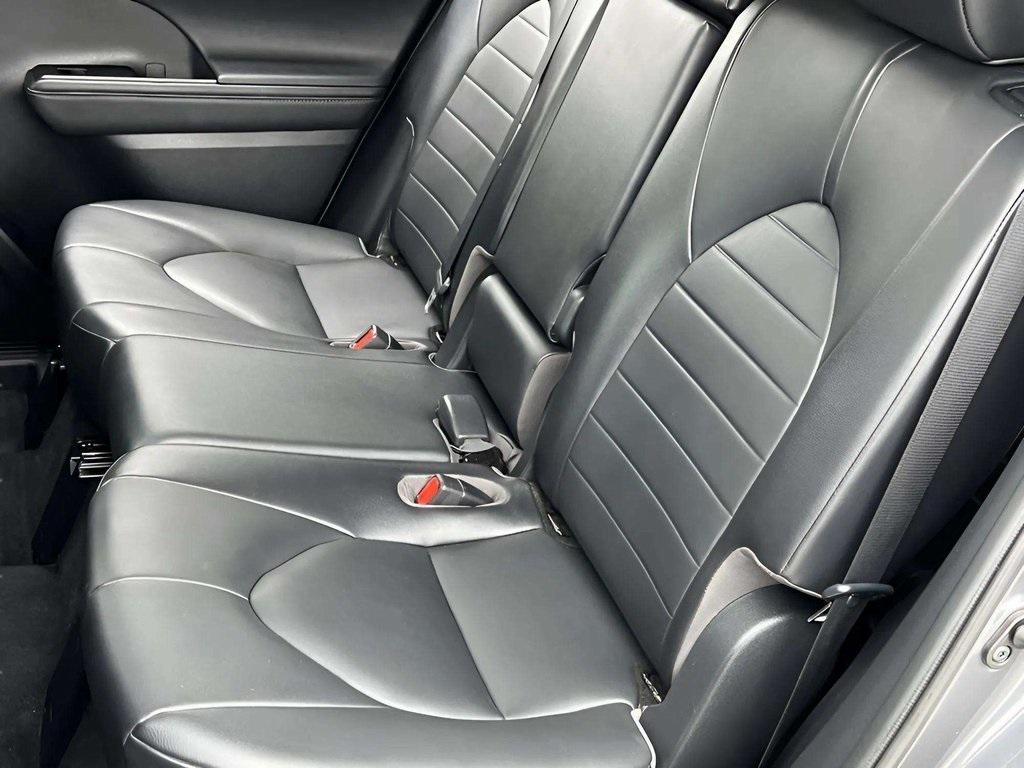 used 2020 Toyota Highlander Hybrid car, priced at $31,910