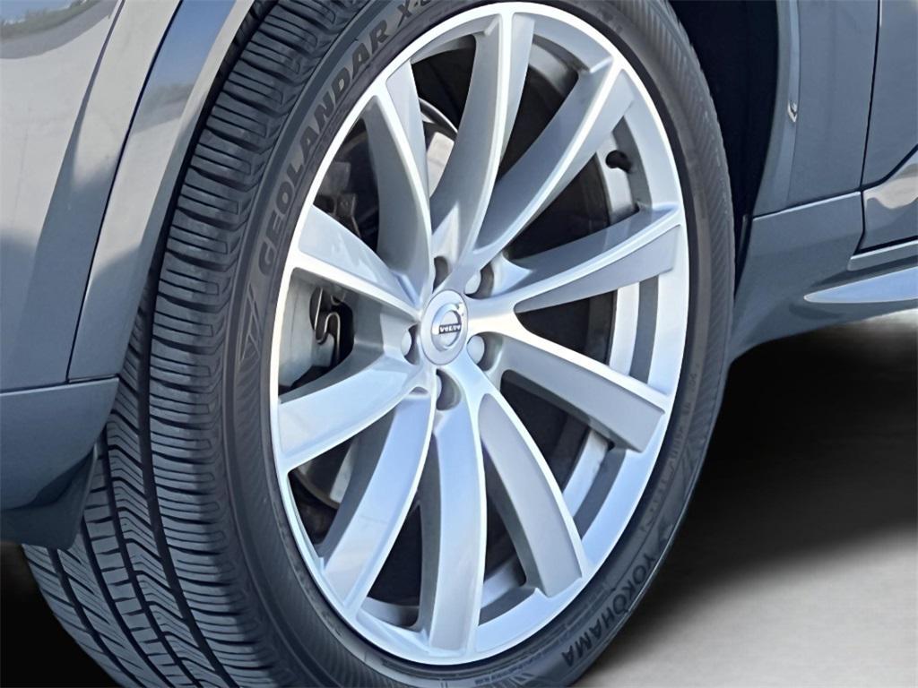 used 2022 Volvo XC90 car, priced at $35,970