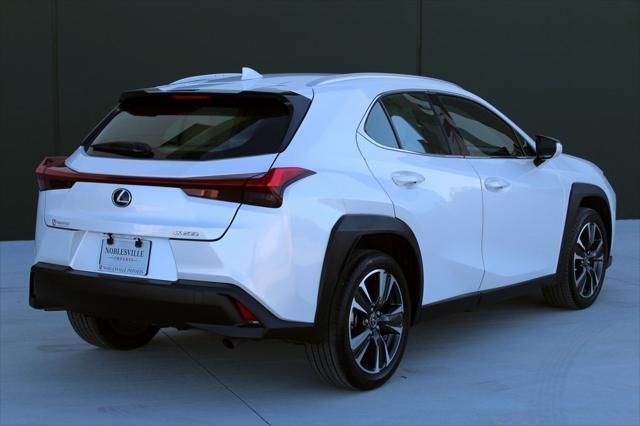 used 2020 Lexus UX 200 car, priced at $24,850