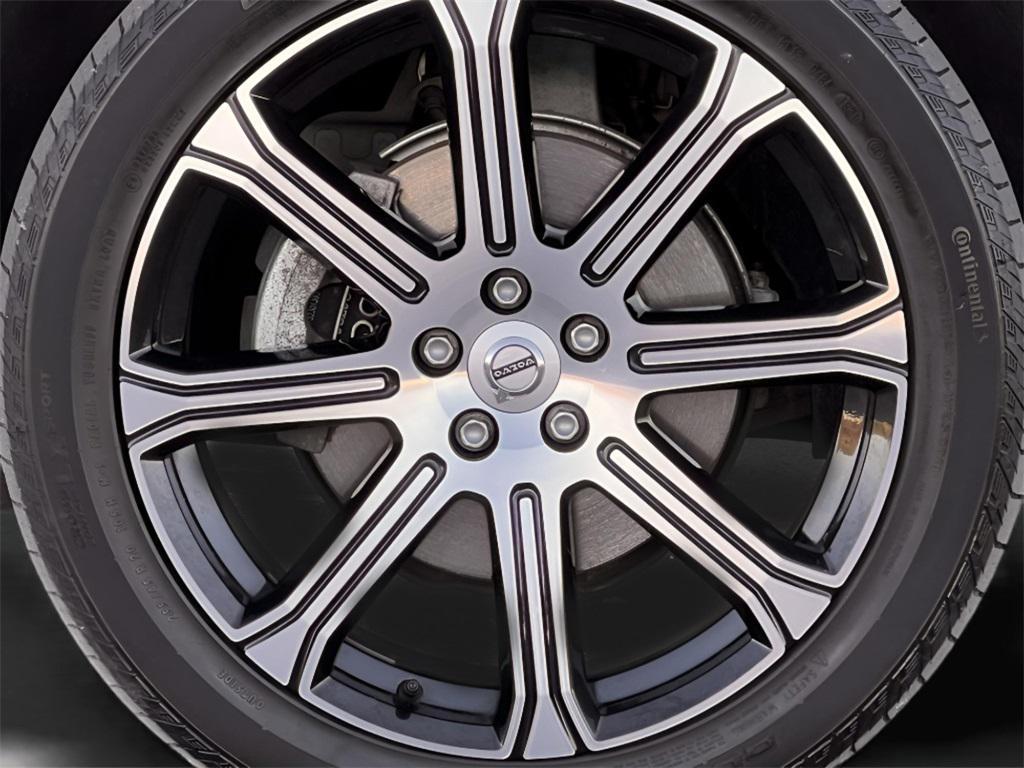 used 2021 Volvo XC60 car, priced at $28,197
