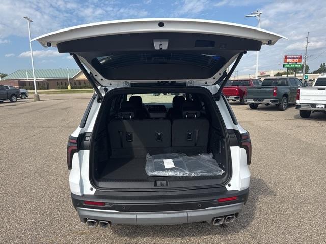 new 2026 Chevrolet Traverse car, priced at $46,920