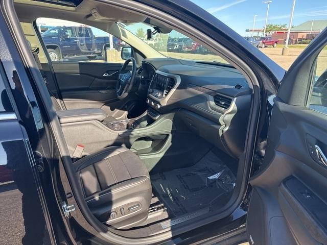 used 2023 GMC Acadia car, priced at $38,999