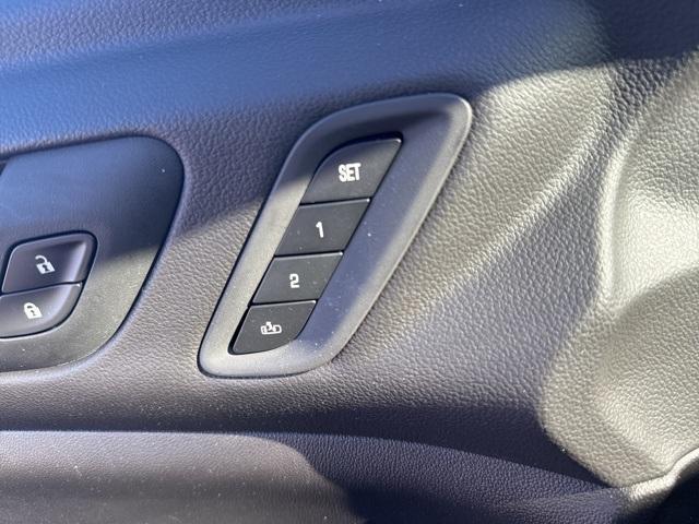 used 2023 GMC Acadia car, priced at $38,999
