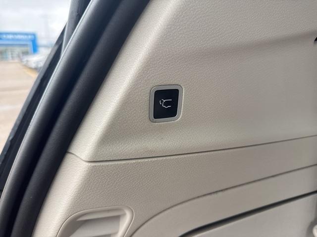 used 2017 Chrysler Pacifica car, priced at $16,500
