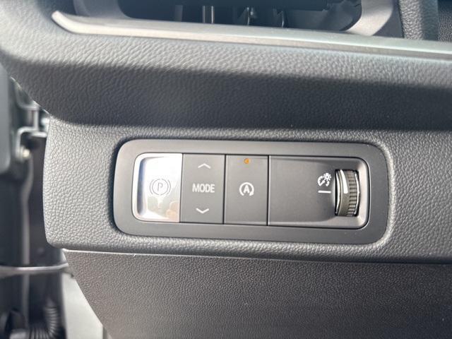 new 2026 Chevrolet Traverse car, priced at $44,920