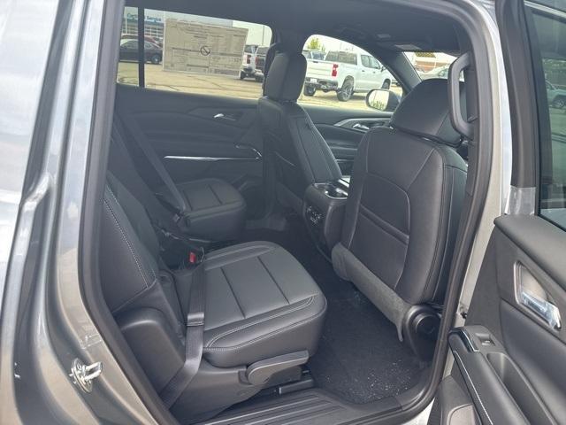 new 2026 Chevrolet Traverse car, priced at $44,920