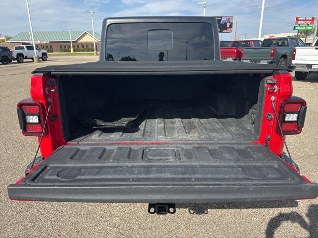 used 2021 Jeep Gladiator car, priced at $28,489