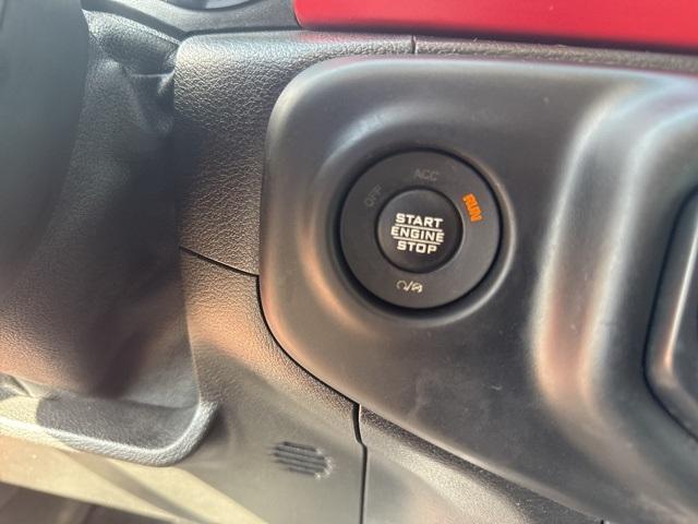 used 2021 Jeep Gladiator car, priced at $28,489