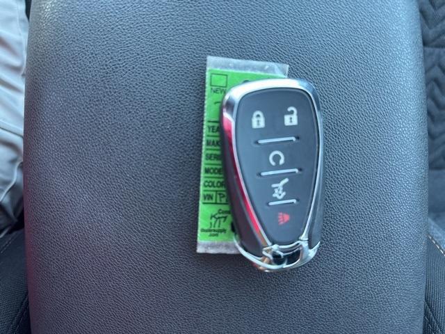 used 2023 Chevrolet Equinox car, priced at $23,395