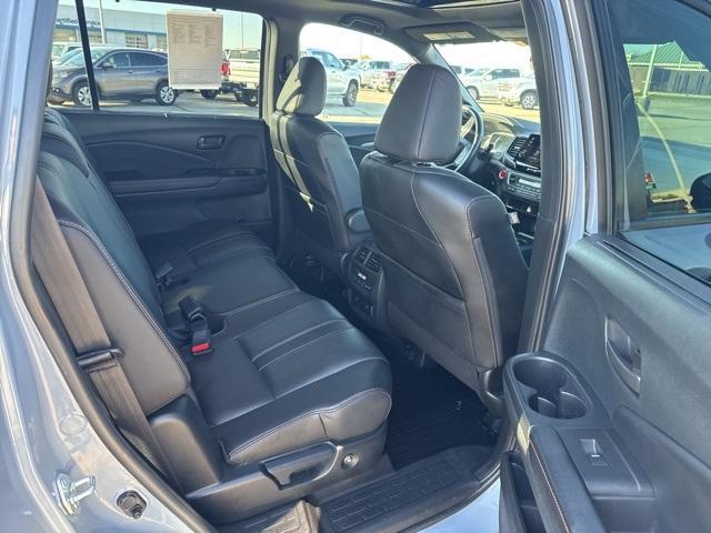used 2022 Honda Pilot car, priced at $30,994