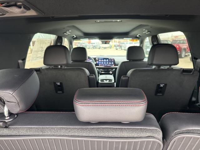 new 2026 Chevrolet Traverse car, priced at $57,235