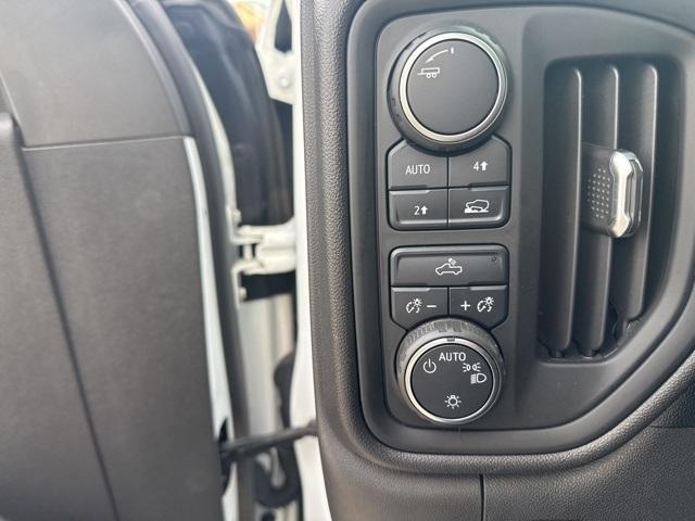 used 2021 Chevrolet Silverado 1500 car, priced at $28,540