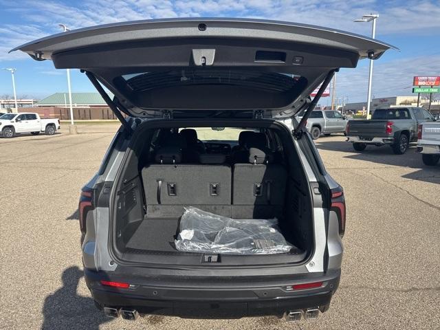 new 2026 Chevrolet Traverse car, priced at $48,205