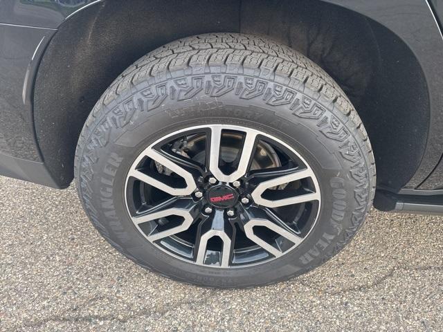 used 2023 GMC Yukon car, priced at $59,995