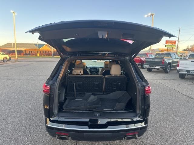 used 2023 Chevrolet Traverse car, priced at $37,650