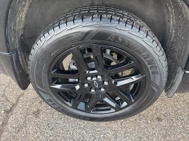 used 2023 Chevrolet Traverse car, priced at $37,650