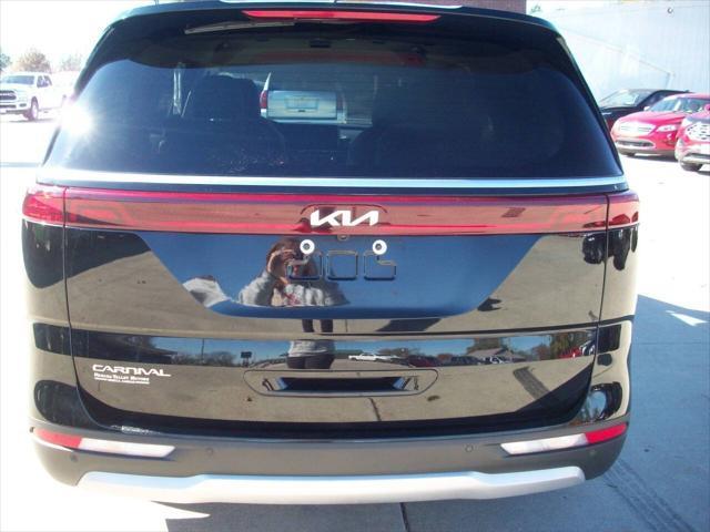 used 2024 Kia Carnival car, priced at $37,500