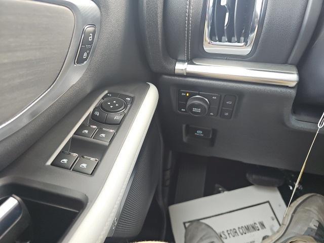 new 2025 Ford Expedition Max car, priced at $82,625