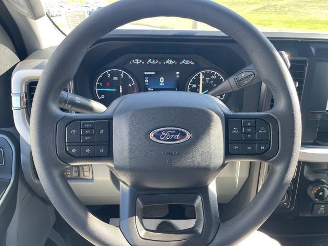 new 2025 Ford F-250 car, priced at $70,072