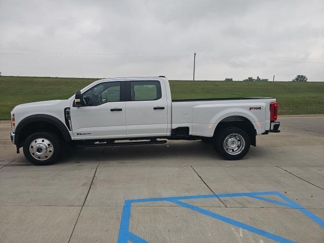 new 2025 Ford F-450 car, priced at $70,965