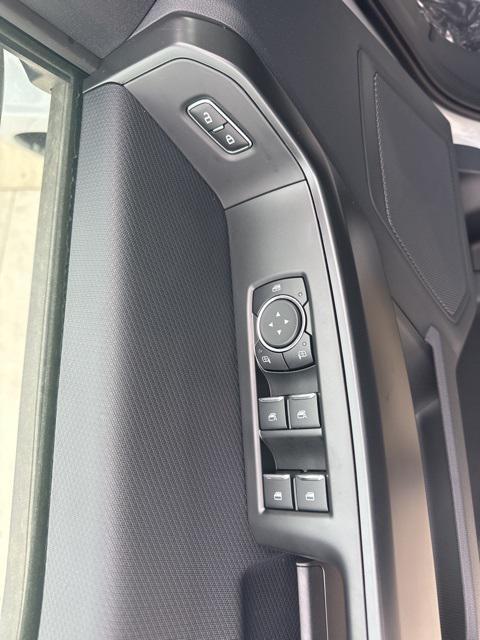 new 2025 Ford F-150 car, priced at $48,038
