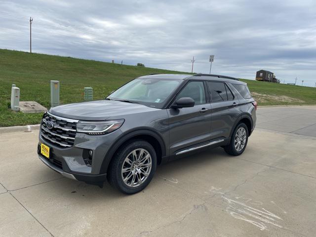 new 2025 Ford Explorer car, priced at $47,215