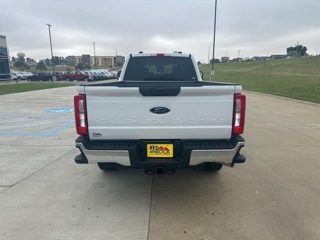 new 2024 Ford F-350 car, priced at $58,910