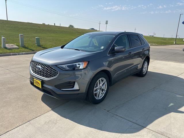 used 2024 Ford Edge car, priced at $29,255