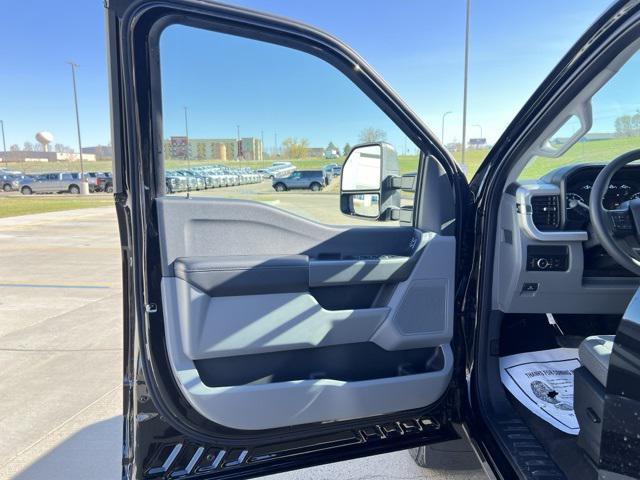 new 2025 Ford F-350 car, priced at $59,954