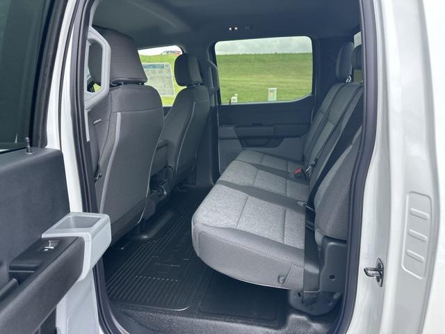 new 2025 Ford F-450 car, priced at $72,390