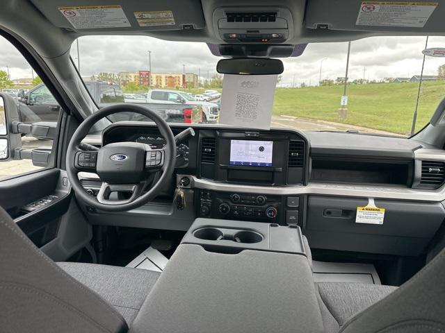 new 2025 Ford F-450 car, priced at $72,390