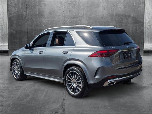 new 2025 Mercedes-Benz GLE 450 car, priced at $82,245