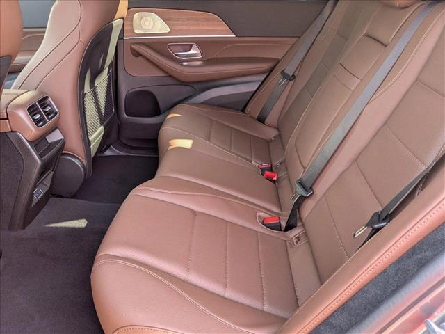 new 2025 Mercedes-Benz GLE 450 car, priced at $82,245