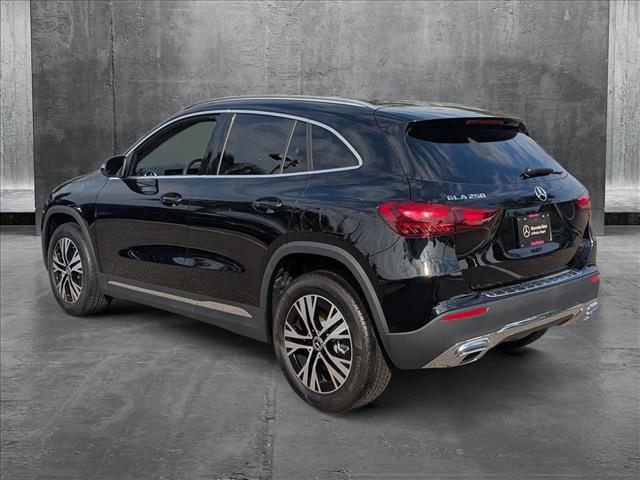 new 2025 Mercedes-Benz GLA 250 car, priced at $42,250