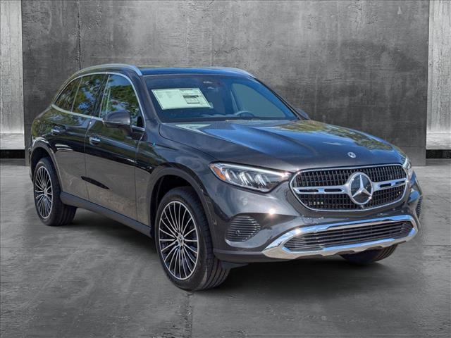 new 2025 Mercedes-Benz GLC 300 car, priced at $59,405