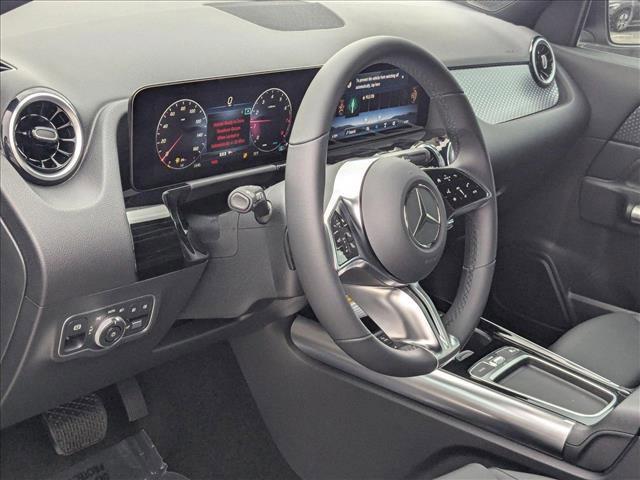 new 2025 Mercedes-Benz GLA 250 car, priced at $42,250