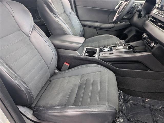 used 2023 Mitsubishi Outlander car, priced at $22,989