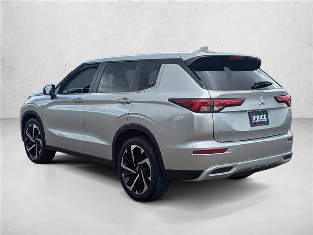 used 2023 Mitsubishi Outlander car, priced at $22,989
