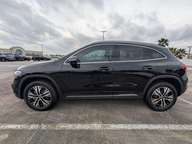 new 2025 Mercedes-Benz GLA 250 car, priced at $42,250