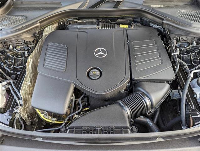 new 2025 Mercedes-Benz GLC 300 car, priced at $52,385