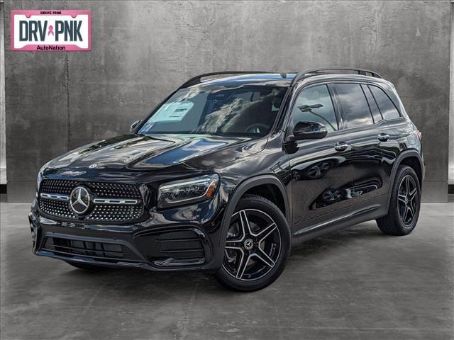 new 2024 Mercedes-Benz GLB 250 car, priced at $52,325