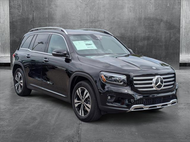 new 2025 Mercedes-Benz GLB 250 car, priced at $47,145