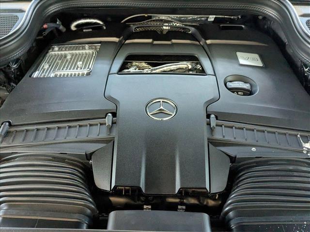 new 2025 Mercedes-Benz GLS 580 car, priced at $124,660