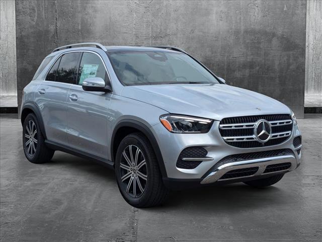 new 2025 Mercedes-Benz GLE 450 car, priced at $75,795