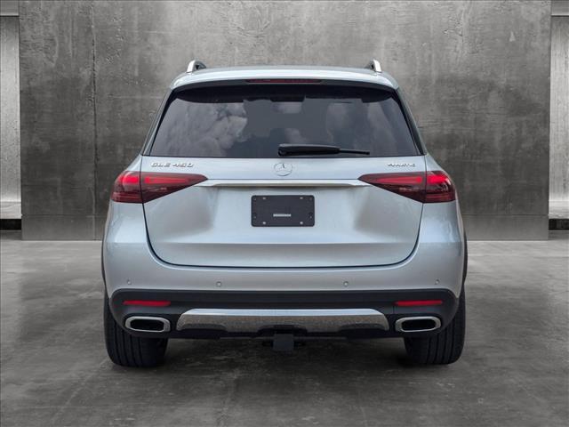 new 2025 Mercedes-Benz GLE 450 car, priced at $75,795