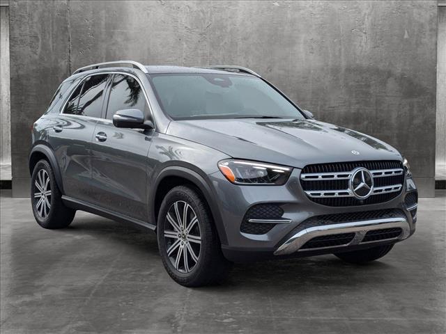 new 2025 Mercedes-Benz GLE 450 car, priced at $77,095